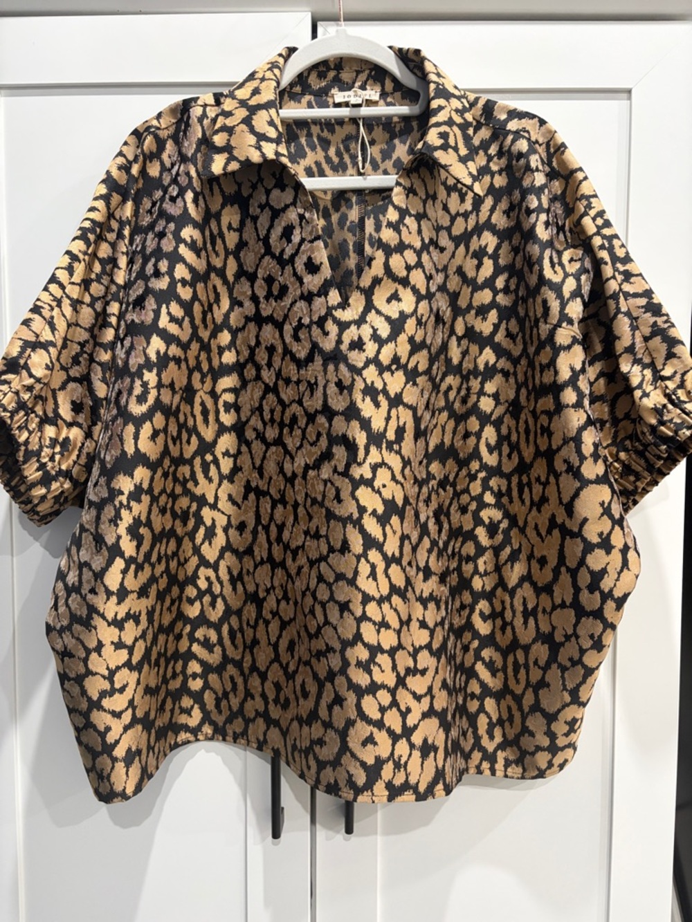 JODIFL Leopard Print Collared Top - Black & Tan - NWOT